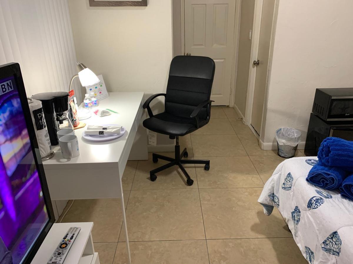 Cute, Cozy Mother-In-Law Suite In The Heart Of Μαϊάμι Εξωτερικό φωτογραφία
